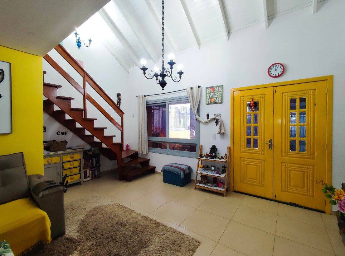 Casa à venda com 3 quartos, 150m² - Foto 3