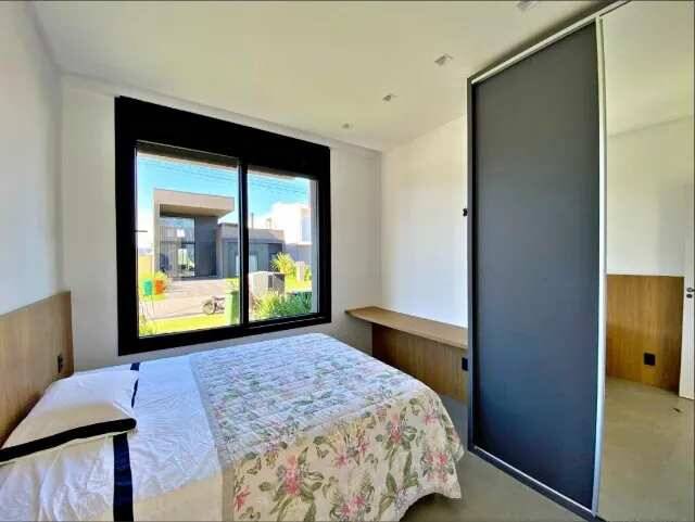 Casa à venda com 4 quartos, 250m² - Foto 13