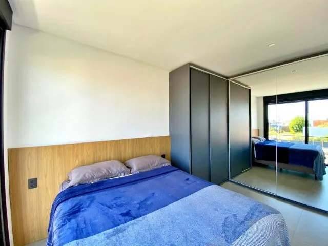 Casa à venda com 4 quartos, 250m² - Foto 11