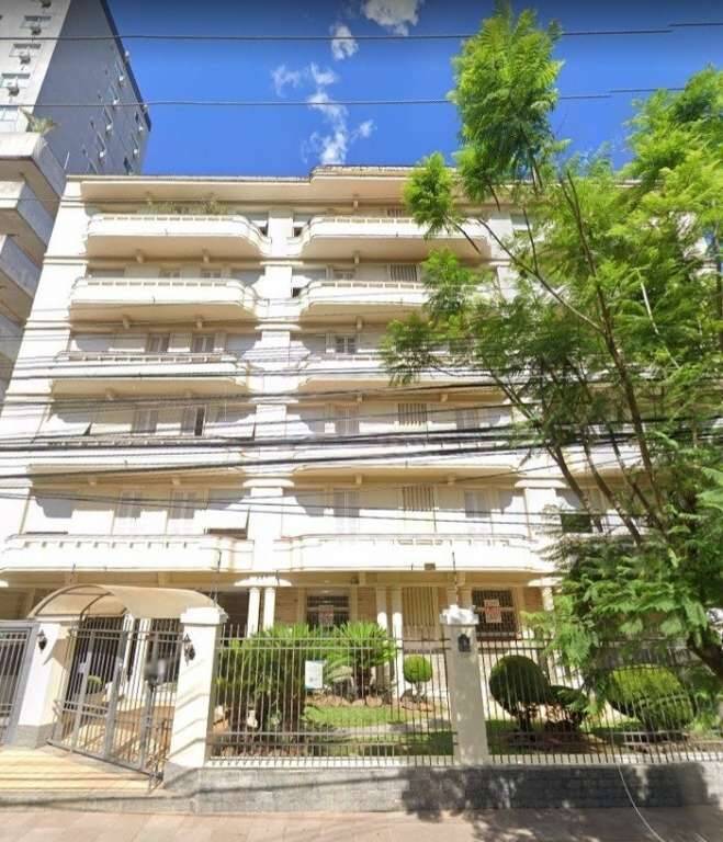 Apartamento à venda com 3 quartos, 150m² - Foto 1