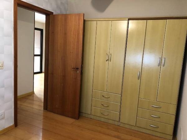 Apartamento à venda com 2 quartos, 77m² - Foto 15