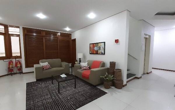 Apartamento à venda com 2 quartos, 77m² - Foto 1