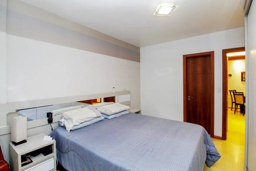 Apartamento à venda com 2 quartos, 75m² - Foto 13