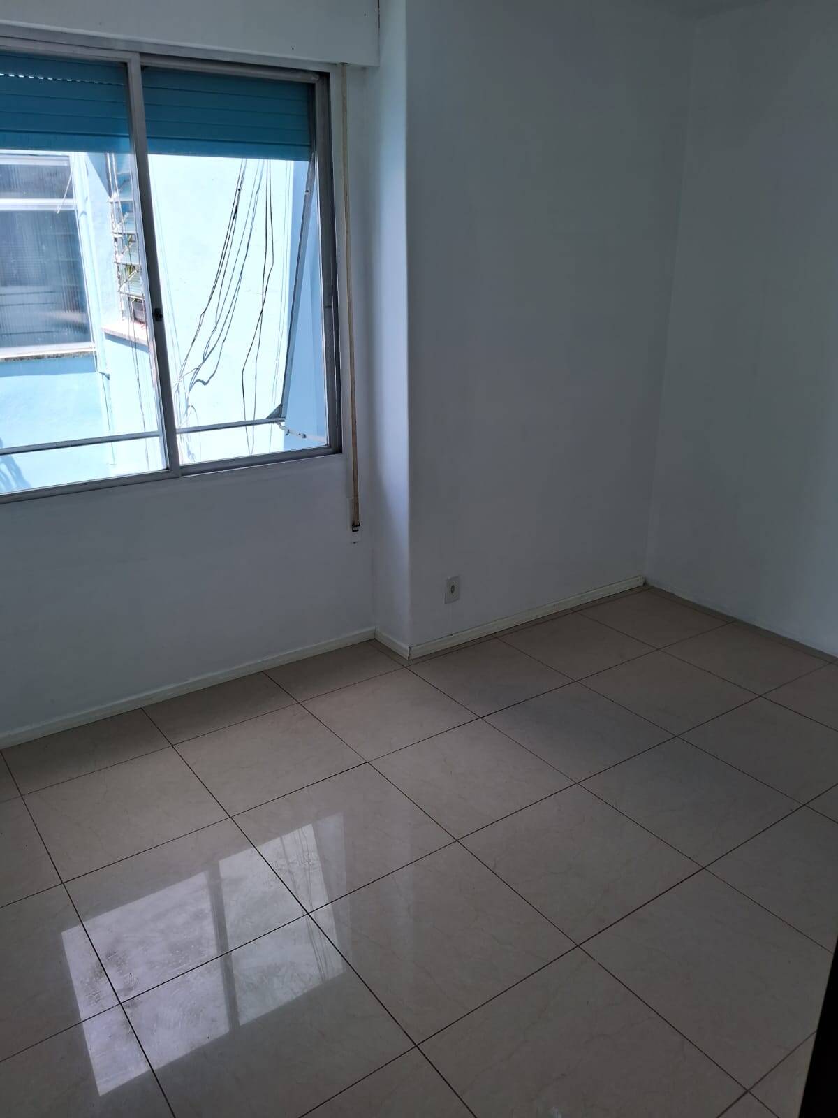 Apartamento à venda com 3 quartos - Foto 4