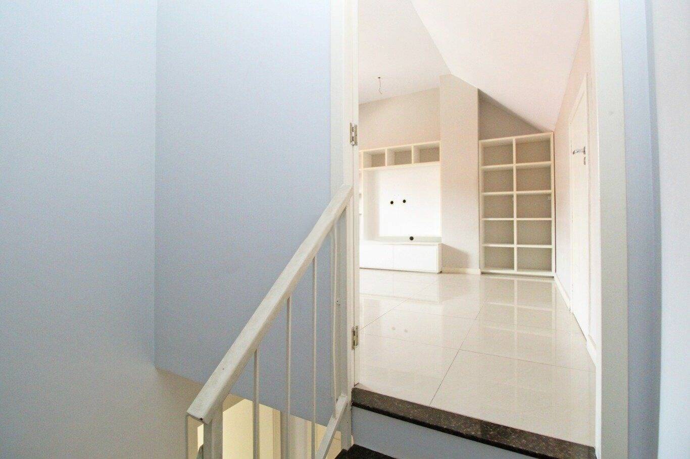 Casa à venda com 3 quartos, 100m² - Foto 29