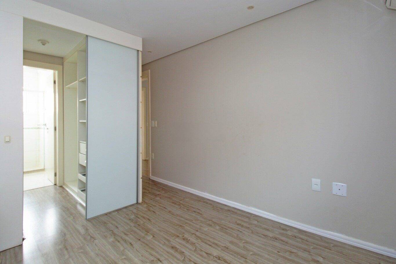 Casa à venda com 3 quartos, 100m² - Foto 18