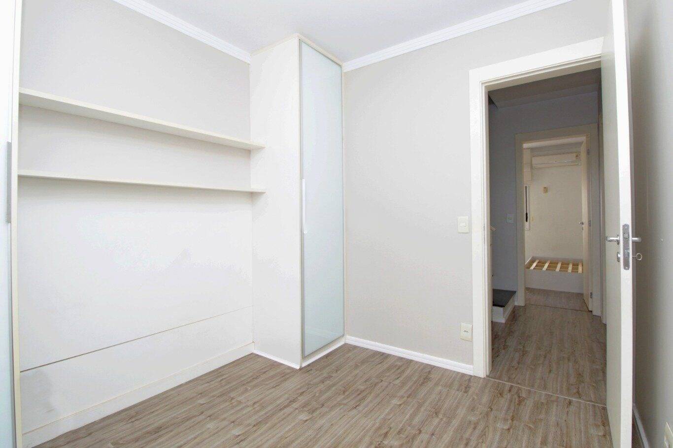 Casa à venda com 3 quartos, 100m² - Foto 28