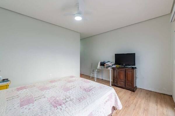 Casa à venda com 3 quartos, 137m² - Foto 14