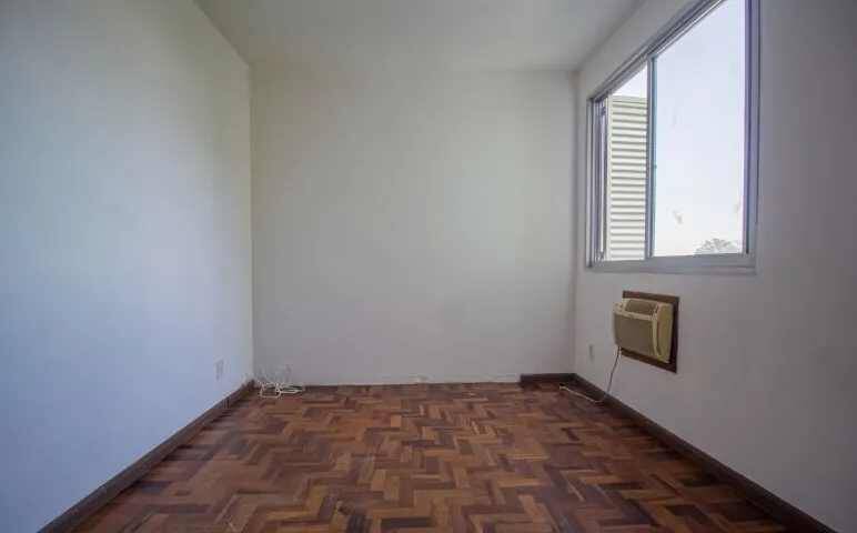 Apartamento à venda com 2 quartos, 76m² - Foto 4