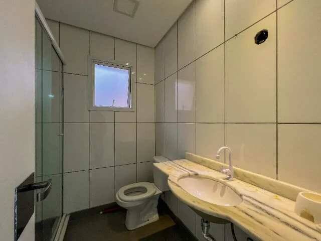 Casa à venda com 5 quartos, 230m² - Foto 4