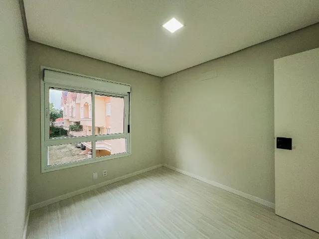 Casa à venda com 5 quartos, 230m² - Foto 13