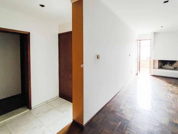 Casa à venda com 3 quartos, 233m² - Foto 13