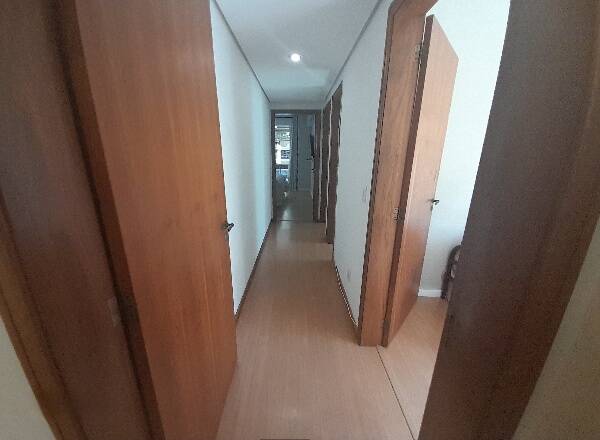 Apartamento à venda com 3 quartos, 128m² - Foto 11