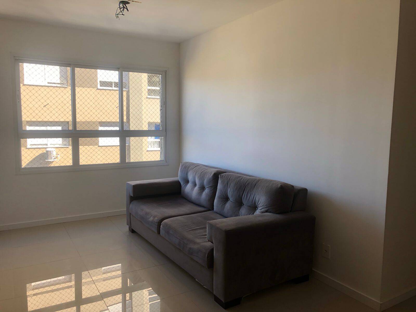 Apartamento à venda com 2 quartos, 56m² - Foto 3