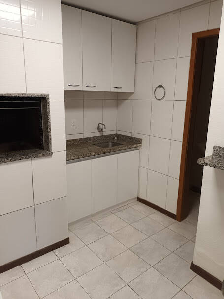 Apartamento à venda com 2 quartos, 76m² - Foto 25