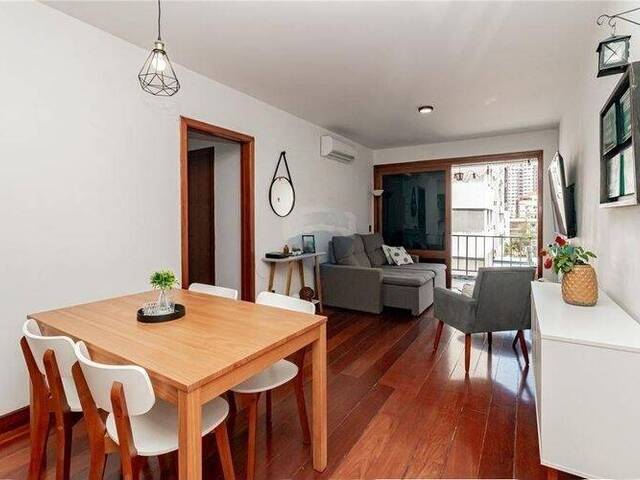 Apartamento para Venda em Porto Alegre - 2