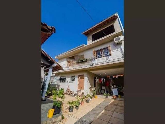 Casa para Venda em Porto Alegre - 5