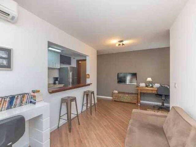 #128 - Apartamento para Venda em Porto Alegre - RS