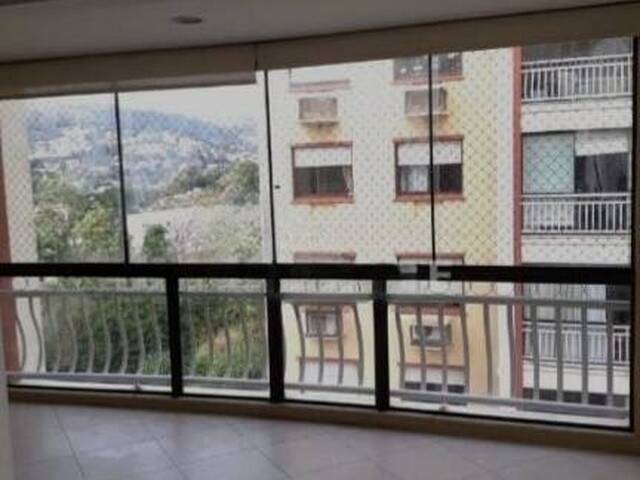 #133 - Apartamento para Venda em Porto Alegre - RS - 1